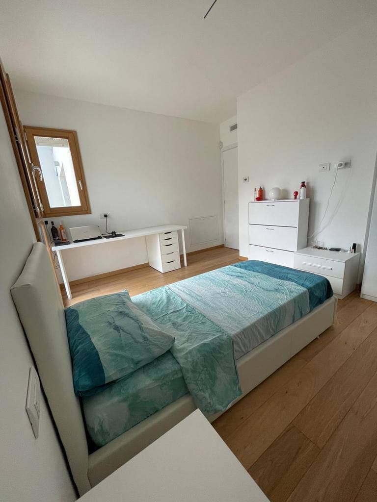 Posto letto in camera doppia, foto 2